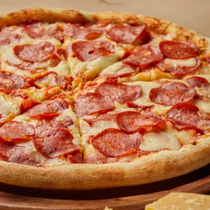 Pizza Embutidos Familiar